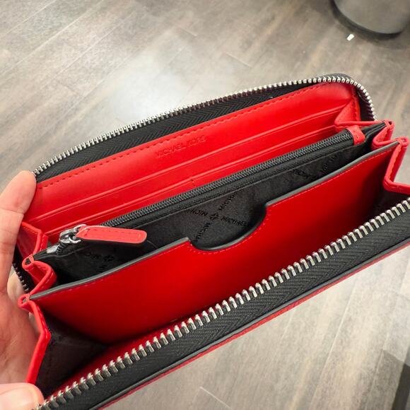 Michael Kors Cooper Tech Zip Around Continental Wallet - Picture 6 of 8